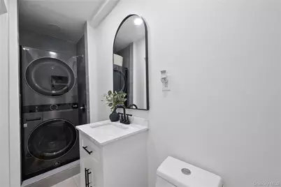 1518 Fielding Street, Bronx, NY 10469 - Photo 13