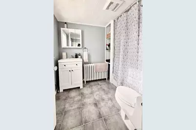 711 S Broadway, Lindenhurst, NY 11757 - Photo 7