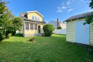 711 S Broadway, Lindenhurst, NY 11757 - Photo 21
