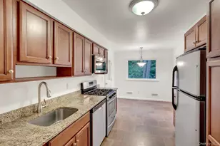 135 Atlantic Pl, Hauppauge, NY 11788 - Photo 11