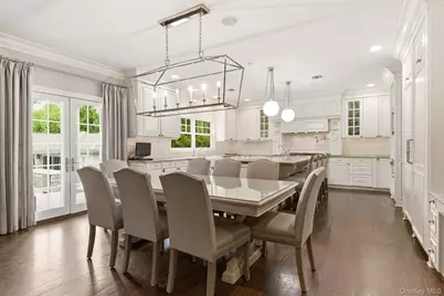 9 May Hill Lane, Dix Hills, NY 11746 - Photo 15