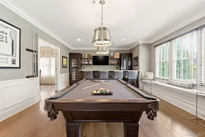 9 May Hill Lane, Dix Hills, NY 11746 - Photo 5