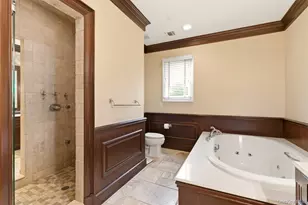 9 May Hill Ln, Dix Hills, NY 11746 - Photo 27