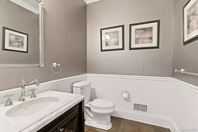 9 May Hill Lane, Dix Hills, NY 11746 - Photo 21