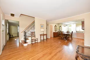 344 New York Ave, Massapequa Park, NY 11762 - Photo 7