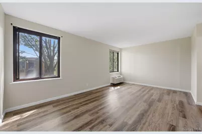 421 N Broadway #17, Yonkers, NY 10701 - Photo 9