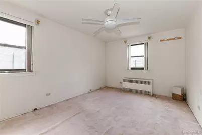 204-15 Foothill Ave. #B56, Hollis, NY 11423 - Photo 17