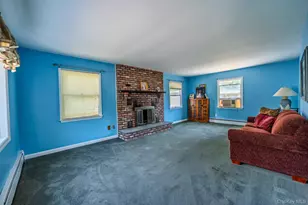 21 Madeley Ln, Stony Brook, NY 11790 - Photo 3