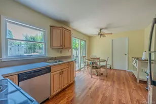 21 Madeley Ln, Stony Brook, NY 11790 - Photo 5