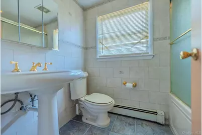 21 Madeley Lane, Stony Brook, NY 11790 - Photo 13
