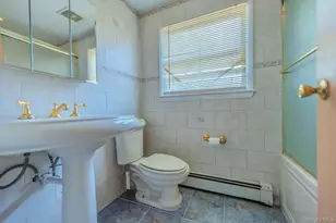 21 Madeley Ln, Stony Brook, NY 11790 - Photo 13