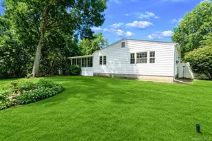 63 Otis Rd, Islip Terrace, NY 11752 - Photo 3