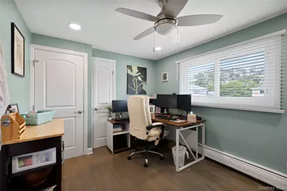22 Marilyn Court, West Babylon, NY 11704 - Photo 11