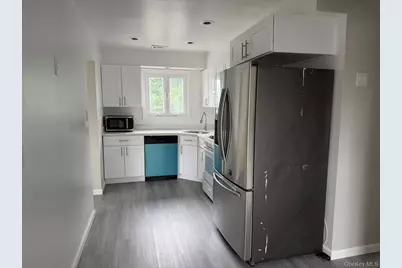 858 Oliver Avenue, Westbury, NY 11590 - Photo 13