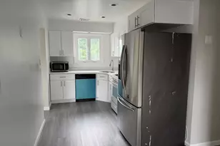 858 Oliver Ave, Westbury, NY 11590 - Photo 13