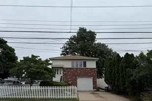 858 Oliver Ave, Westbury, NY 11590 - Photo 5