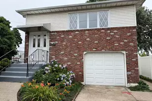 858 Oliver Ave, Westbury, NY 11590 - Photo 7