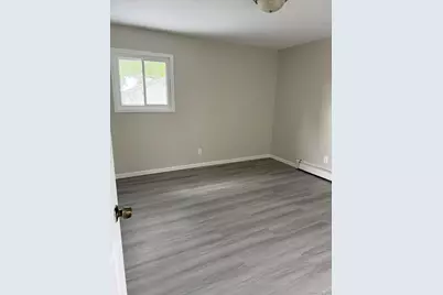 858 Oliver Avenue, Westbury, NY 11590 - Photo 21