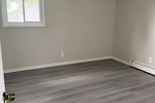 858 Oliver Ave, Westbury, NY 11590 - Photo 21