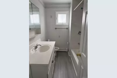 858 Oliver Avenue, Westbury, NY 11590 - Photo 17