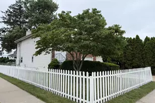858 Oliver Ave, Westbury, NY 11590 - Photo 35