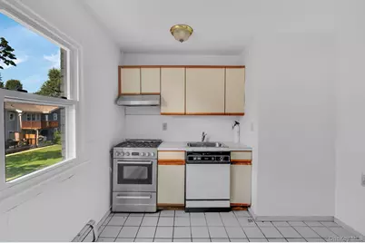 112 Cardinal Lane #2A, Islip, NY 11751 - Photo 11