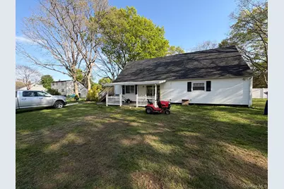 41 Fig Street, Central Islip, NY 11722 - Photo 3