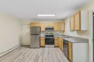 22 Red Maple Rd, Ridge, NY 11961 - Photo 9