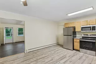 22 Red Maple Rd, Ridge, NY 11961 - Photo 11