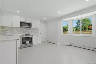 5 Bernice Ct, Coram, NY 11727 - Photo 11