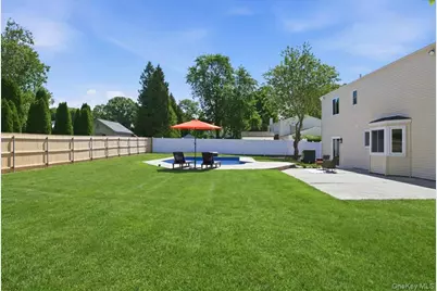 5 Bernice Court, Coram, NY 11727 - Photo 33