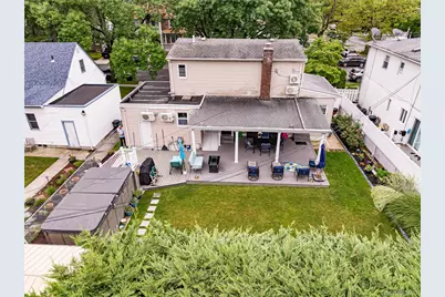 24207 83rd Avenue, Bellerose, NY 11426 - Photo 3