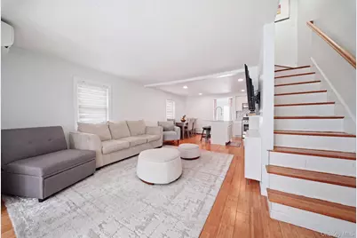 89 Harbor Road, Port Washington, NY 11050 - Photo 5