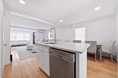89 Harbor Road, Port Washington, NY 11050 - Photo 11