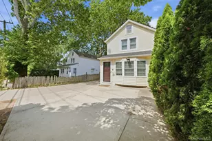 89 Harbor Rd, Port Washington, NY 11050 - Photo 3