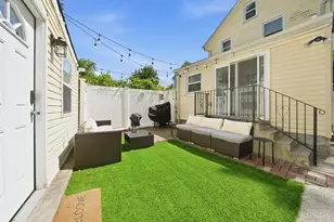 89 Harbor Rd, Port Washington, NY 11050 - Photo 21