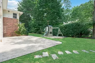 78 Poplar St, Garden City, NY 11530 - Photo 13
