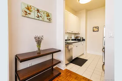 1 Scarsdale Road #409, Tuckahoe, NY 10707 - Photo 17