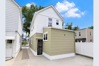 10713 Sutter Avenue, Ozone Park, NY 11417 - Photo 3