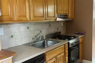 852 Henry St, Uniondale, NY 11553 - Photo 9