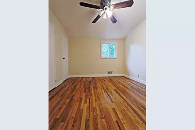 114 Berkeley Avenue, Selden, NY 11784 - Photo 17