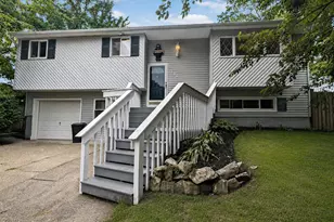 114 Berkeley Ave, Selden, NY 11784 - Photo 25