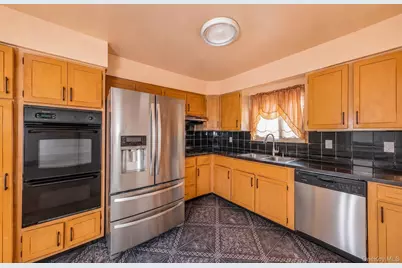 919 E 99th Street, Brooklyn, NY 11236 - Photo 13
