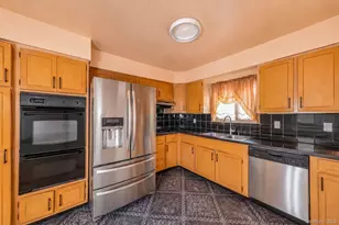 919 E 99th St, Brooklyn, NY 11236 - Photo 13