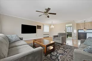 48 E 1st St, Freeport, NY 11520 - Photo 5