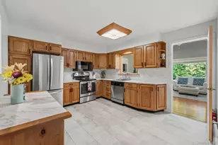 153 Kent Shore Dr, Carmel, NY 10512 - Photo 13