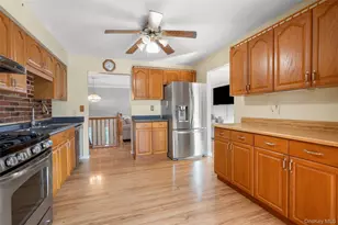 8 Reggie Dr, Wappingers Falls, NY 12590 - Photo 9