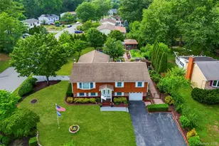 8 Reggie Dr, Wappingers Falls, NY 12590 - Photo 3