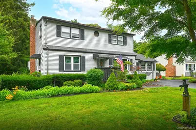 11 Bonnybill Drive, Centereach, NY 11720 - Photo 3