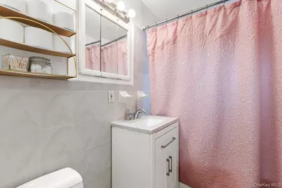 3303 Eastchester Road, Bronx, NY 10469 - Photo 13